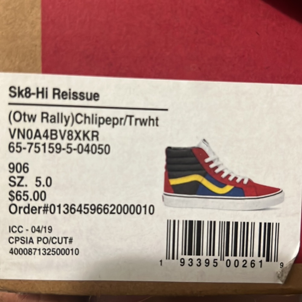 Vans - Picture 4 of 4